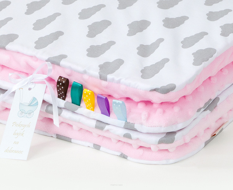 MAMO-TATO Minky blanket to the stroller + pillow Chmurki szare na bieli / jasny róż - without filling