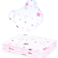 MAMO-TATO Kocyk dla niemowląt z poduszką MIŚ - Gwiazdozbiór różowy / jasny róż
