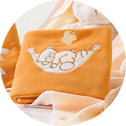 MAMO-TATO Fleece Blanket Śpioch w hamaku brzoskwiniowy